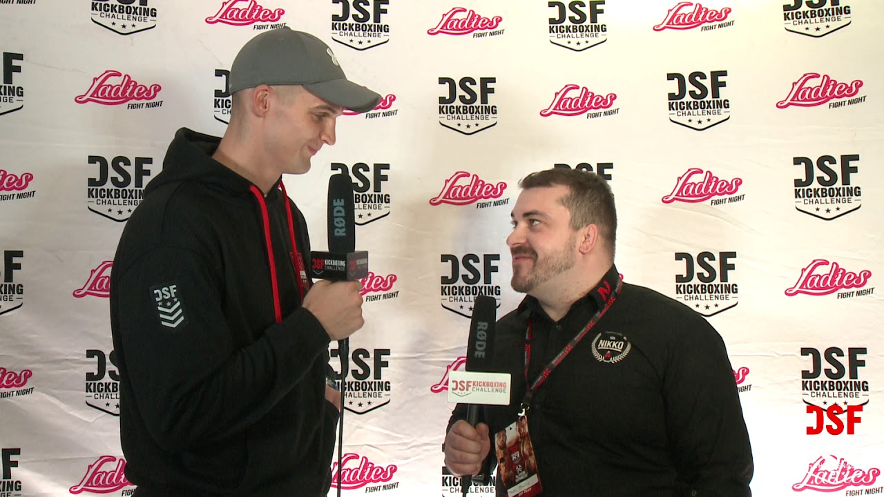 DSF 21: Remigiusz Smoliński efektownie pokonał Brice Kombu.