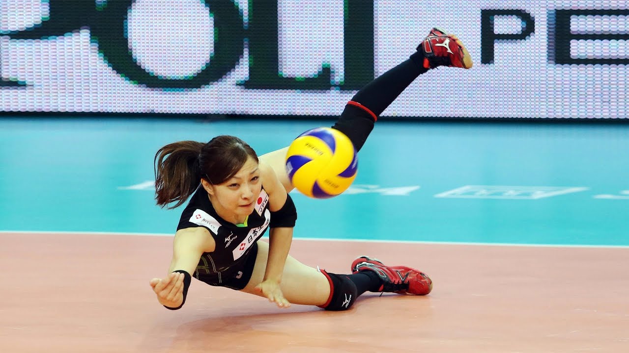 Crazy Volleyball Libero Arisa Sato (HD)