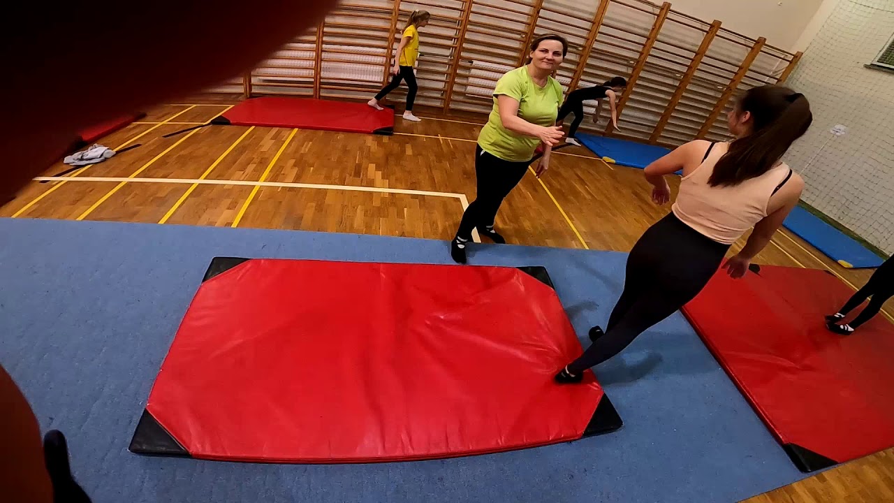 Akrobatyka Sportowa w Szkole Podstawowej w Kiełczowie