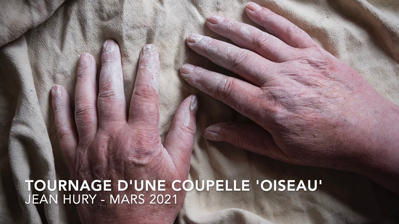 Céramique / Tournage d'une coupelle par Jean Hury