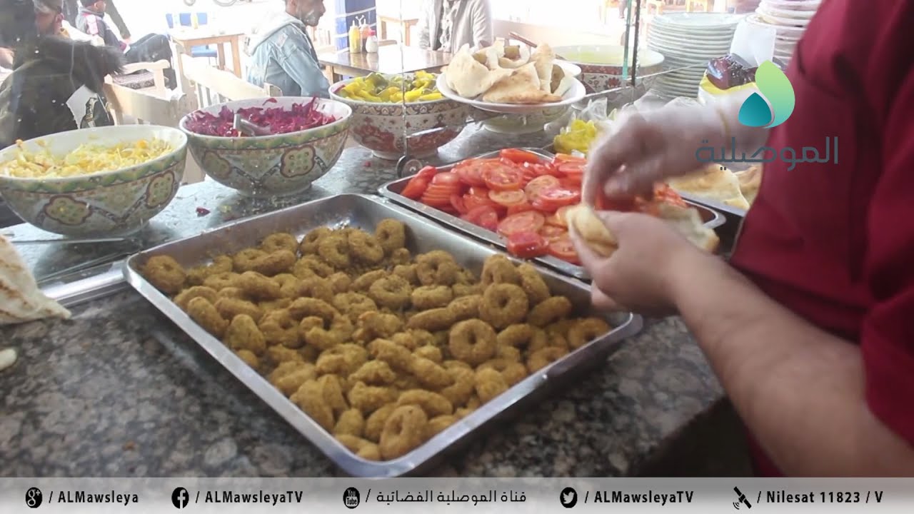 تقرير: الفلافل.. من لفات عادية الى وجبة غذائية متكاملة في مدينة الموصل