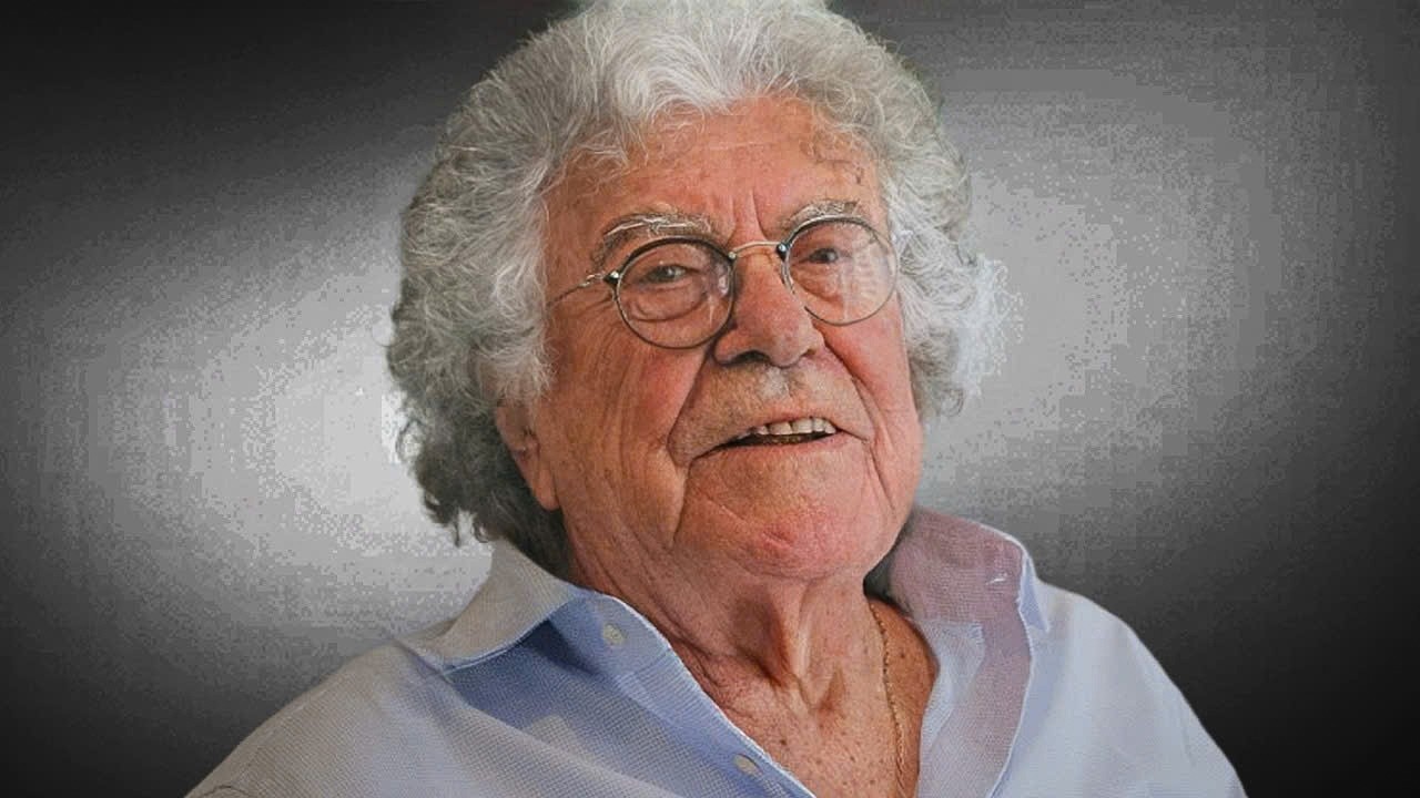 Piero ya Tiene Más de 80 Años y su Vida es Triste