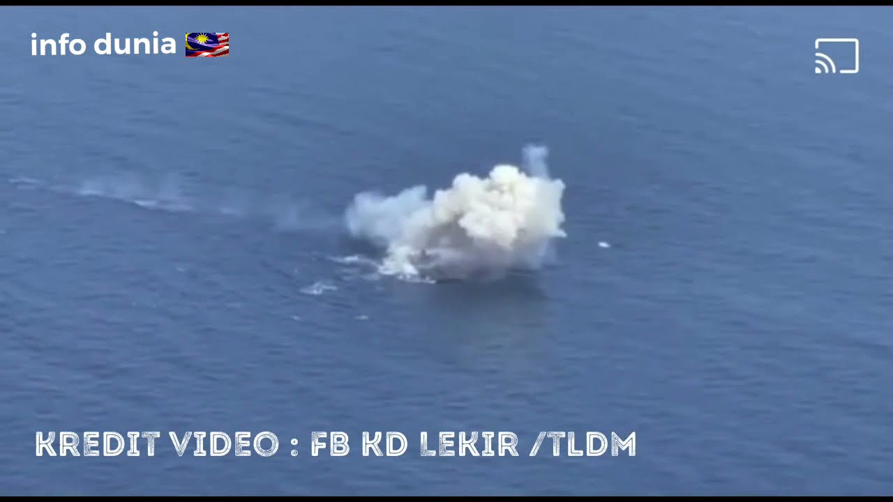 BULLDOG AWAY!!! EXOCET Missile (TLDM) during Ex Taming Sari 20/21 #shorts#viral