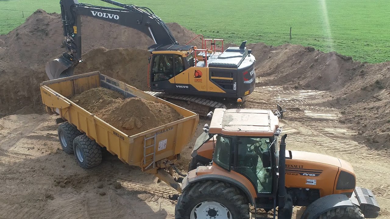 [ETS CMTP] Terrassement de deux futurs silos [Volvo EC250E & Liebherr 631]