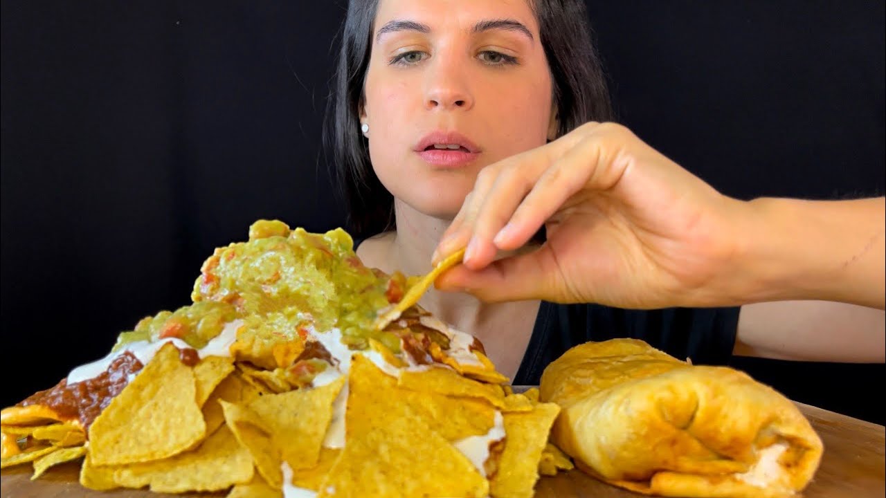 NACHOS & CHIMICHANGA | MUKBANG | ASMR | EATING SOUNDS