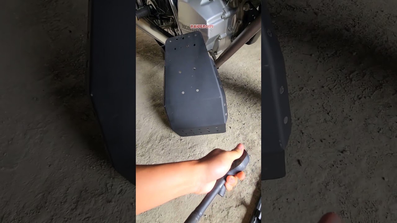 Universal skidplate for tmx 125 #skidplate #tmx125 #raidergipi