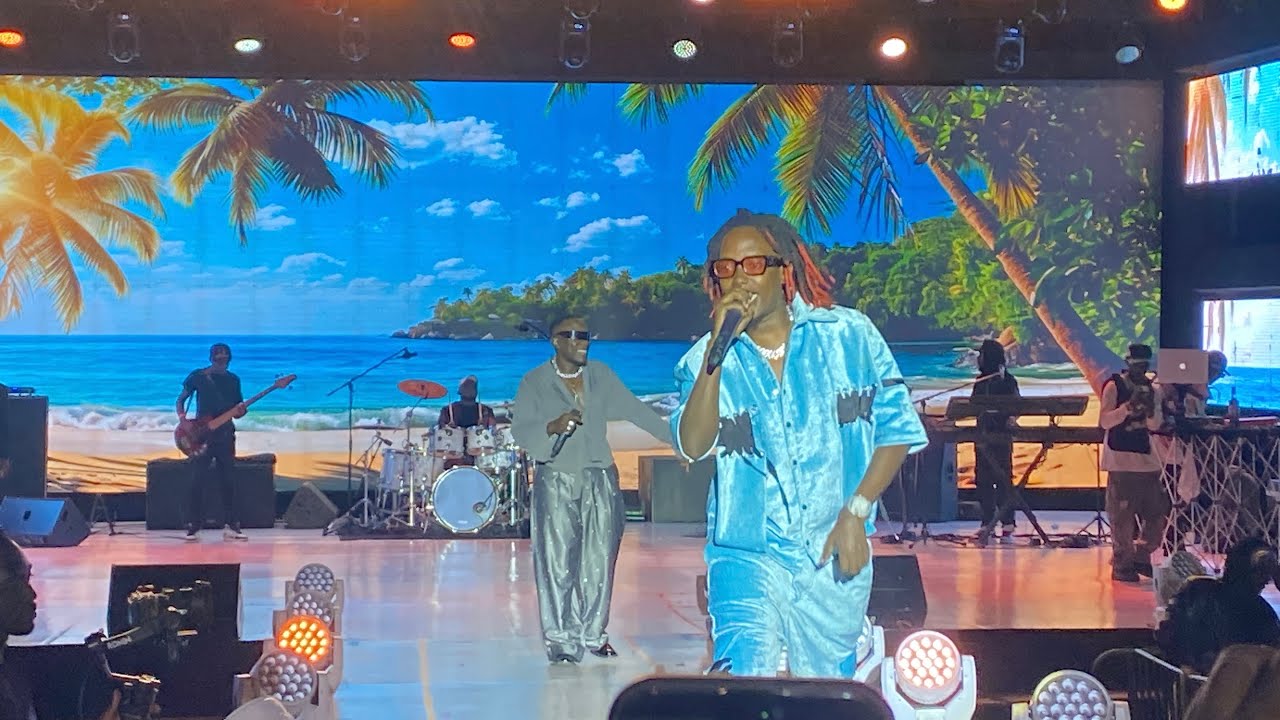 WITH YOU -GEOSTEADY AND FEFFE BUSSI LIVE PERFORMANCE AT SHERATON HOTEL (GEOSTEADY LIVE IN CONCERT)