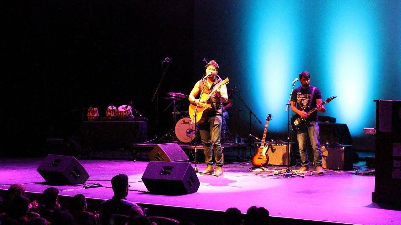 7 Piece Bollywood Band for Asian Weddings and Parties UK