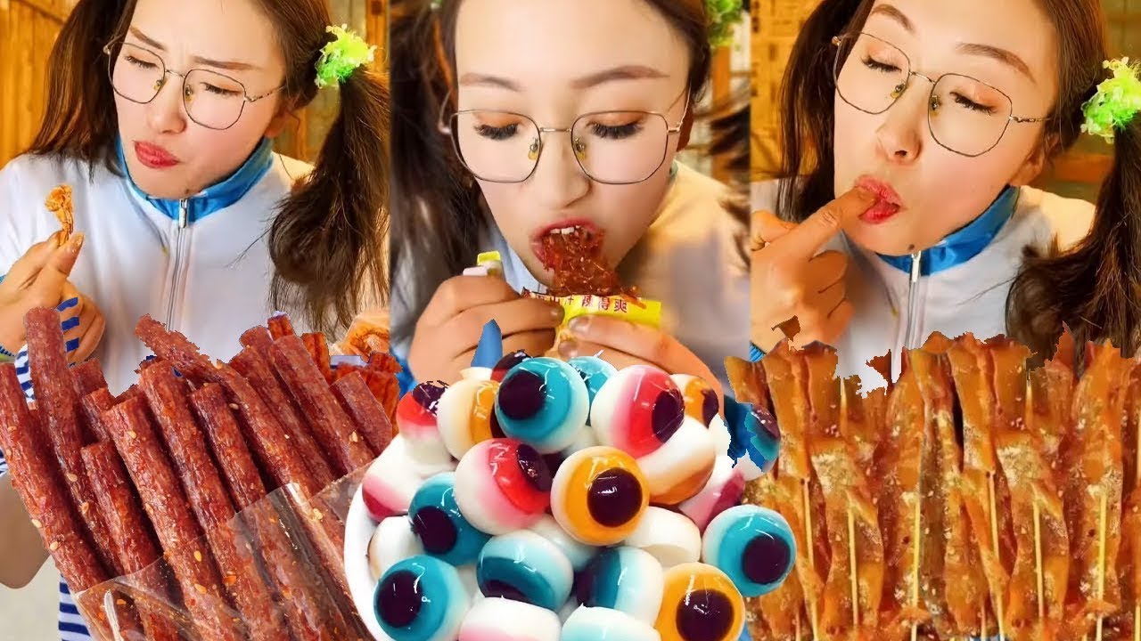 還記得童年的小賣舖嗎？二妮去年買的雞頭棒棒糖，竟然變成雞脖子了？#小賣鋪老闆娘#搞笑劇情#童年小賣部#童年回憶#懷舊零食