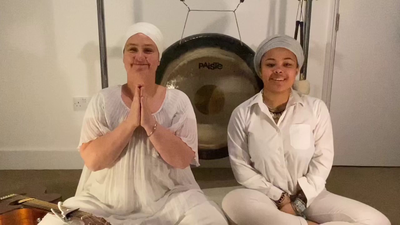 Kundalini Yoga Mantra: Ra Ra Ra Ra Ma Ma Ma Ma