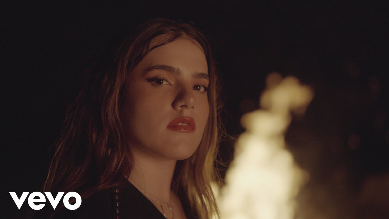 Camila Fernández - Si Quieres (Visualizer)
