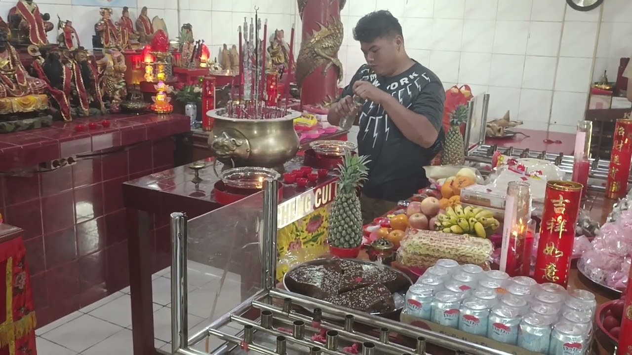Hut Dewa Cho She Kong Ritual Hut Dewa Cho She Kong Kelenteng Air Suci 22.2.2026 Part 05