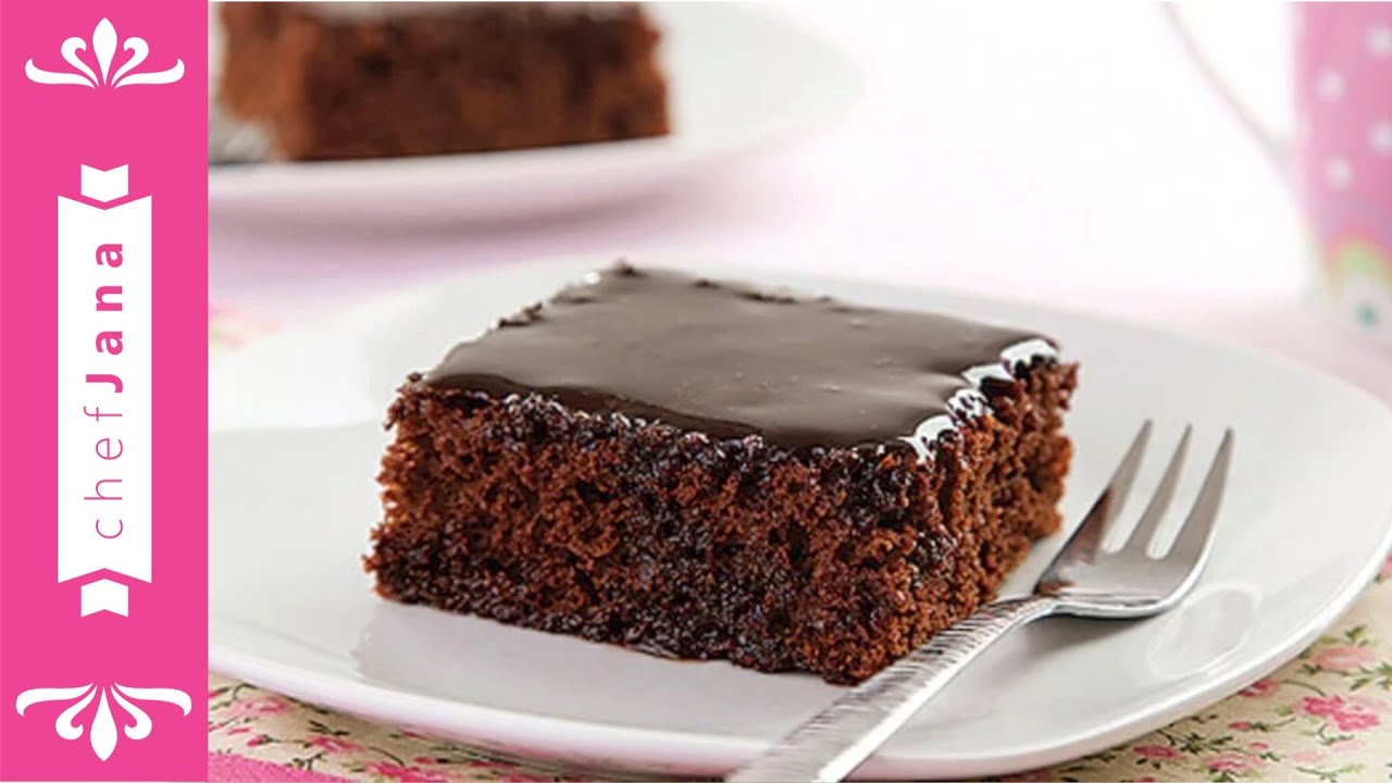 The fluffiest and easiest plant-based chocolate cake ever!