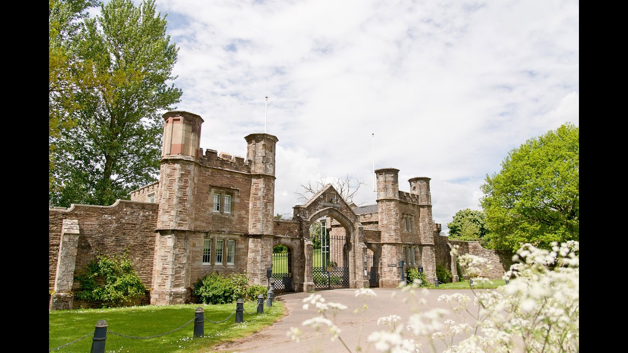 Pudleston Court Trailer
