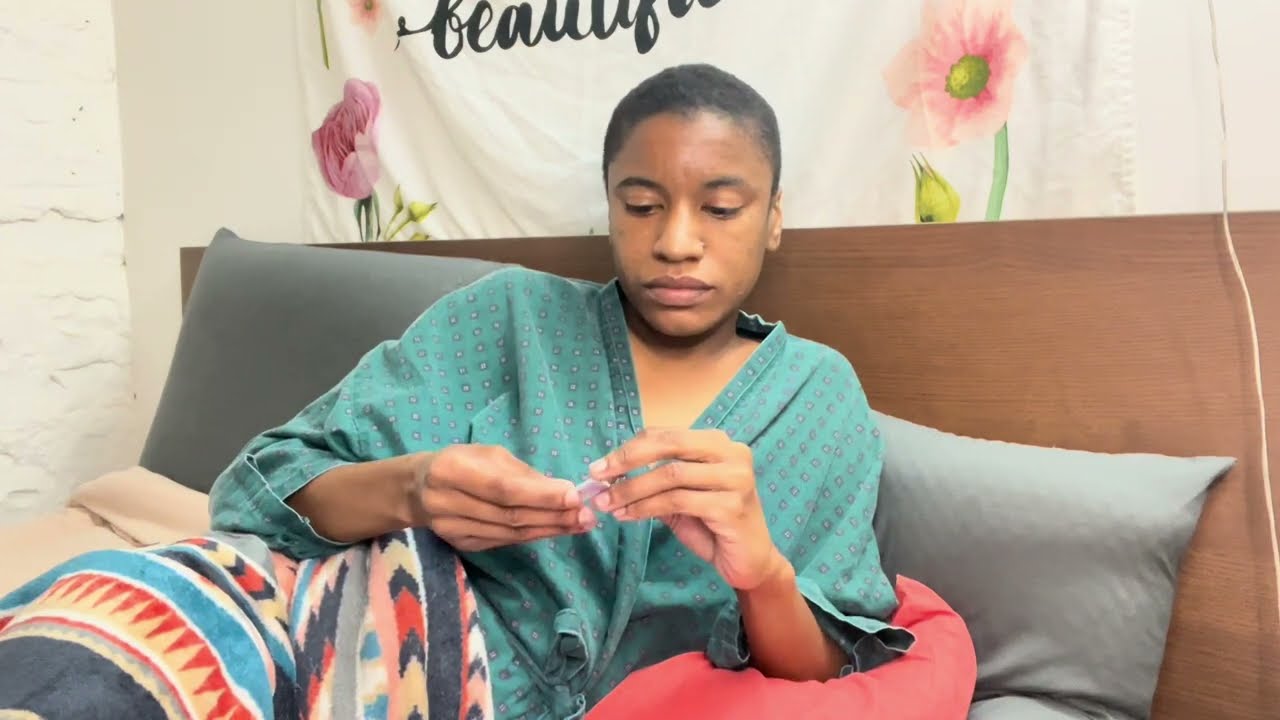 ASMR: Gum Chewing/Popping/Cracking While Reading— No Talking 🤫