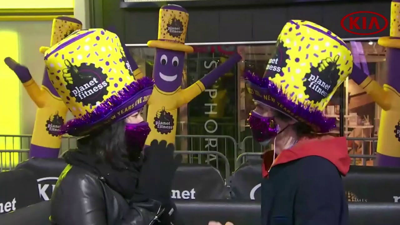 Vanilla Ice, Planet Fitness and KIA wish you a happy new year!