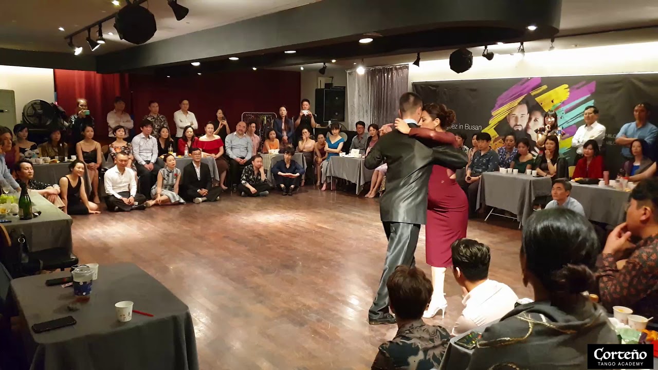 Javier Rodriguez y Moira Castellano 2019 in Busan-4