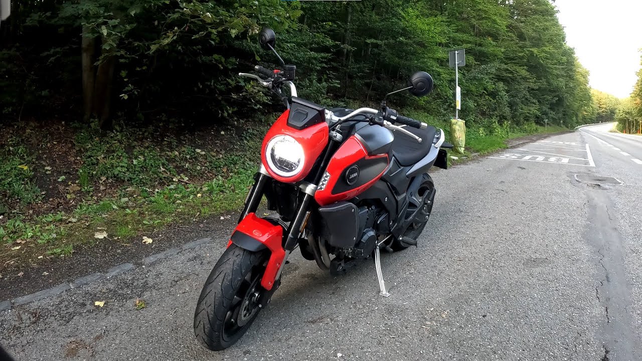 Buchlovské Hory JAWA 750 RETRO