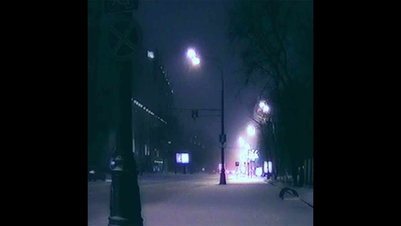 Ｇｒａｐｈｉｃ Ｃｏｍａ - Ｌｉｎｇｅｒｉｎｇ Ｓｃｅｎｔ Ｏｆ Ｄｒｅａｍｓ [Signalwave, Broken Transmission]