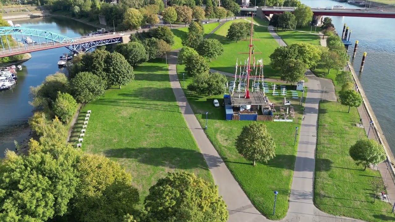 DJI 0162 Duisburg Ruhrort Muehlenweide Quickshot Asteroid 20220929