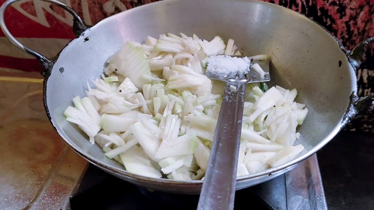 এইভাবে একবার এই নিরামিষ লাউ ছেচকি রান্না করে খেয়ে দেখুন অসাধারণ লাগবে খেতে রেসিপিটা 