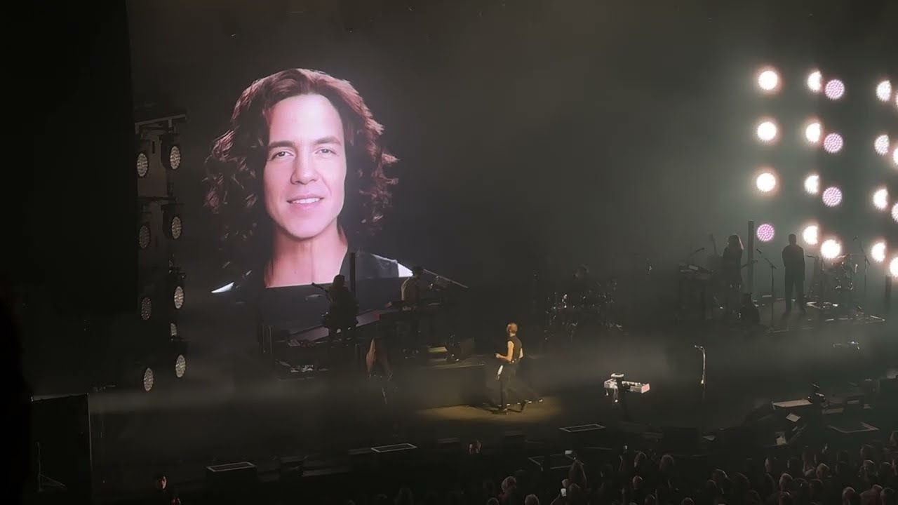 Calogero A.M.O.U.R Tour Live @Genève Arena 7.2.2024 (Extraits part 3)