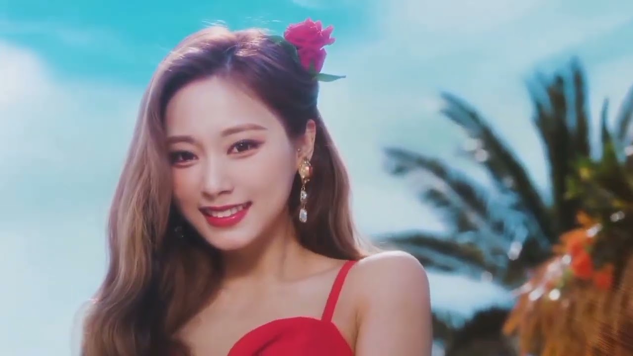 Tzukook into you fmv 