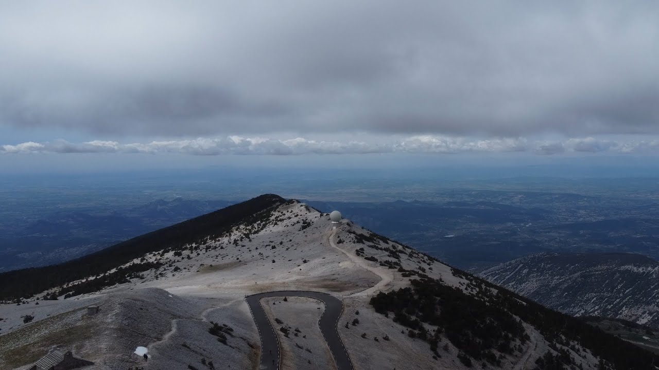 Mont ventoux et gorges de la Nesque en moto (région Provence-Alpes- Côte d'azur Vaucluse)