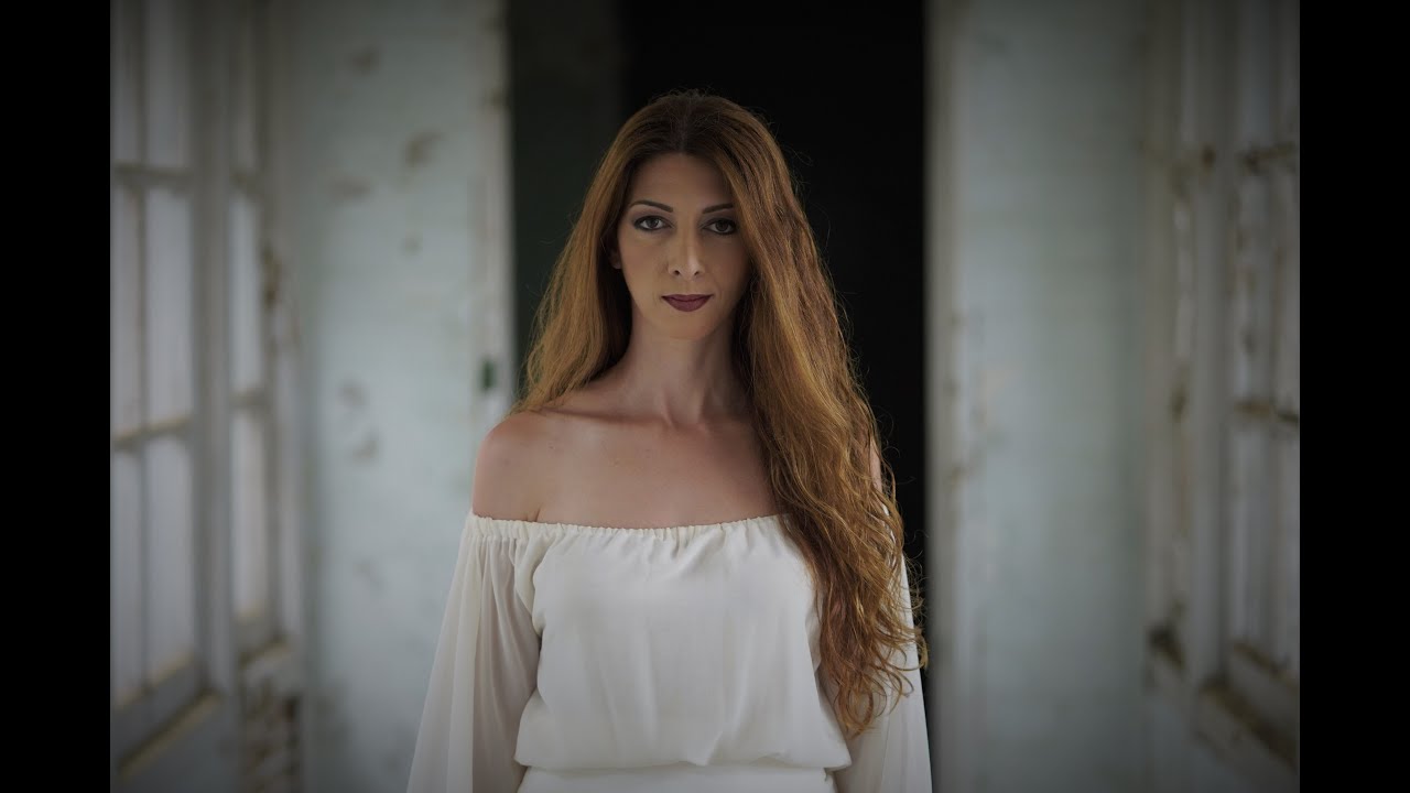 { 7 } - Annita Constantinou