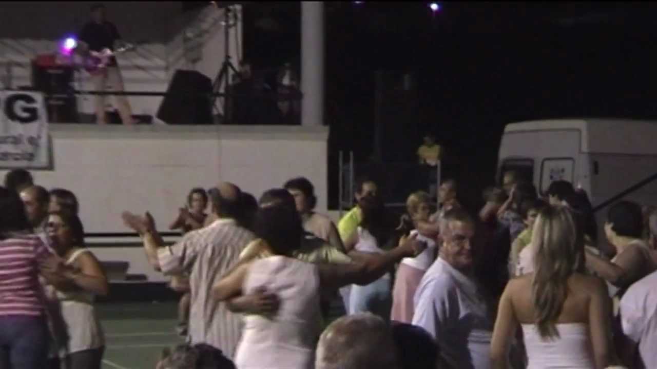 Cenas noturnas duma festa de ver&atilde;o... - Penha Garcia, 13/08/2006