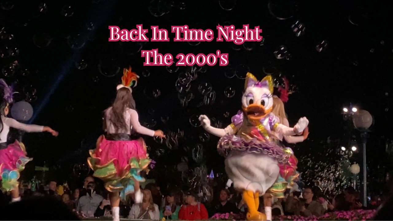 EXCLUSIVE Annual Passholder Party [Full Show] in Disneyland Paris - Back In Time Night, The 2000's