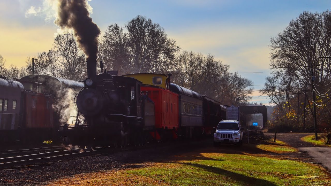 Hocking Valley Scenic Railway - Steaming Through November