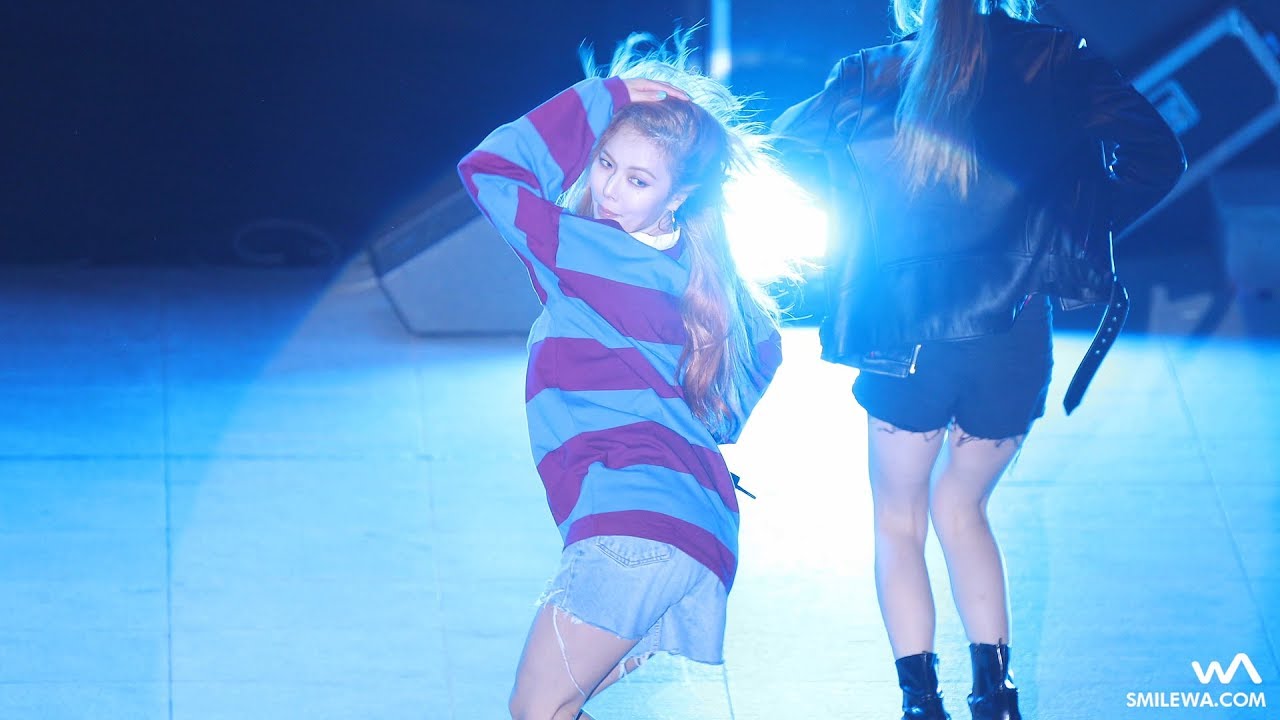 171030 현아 (HyunA) 'Bubble Pop! (버블팝)' 4K 직캠 @건국대 글로컬캠퍼스 축제 4K Fancam by -wA-