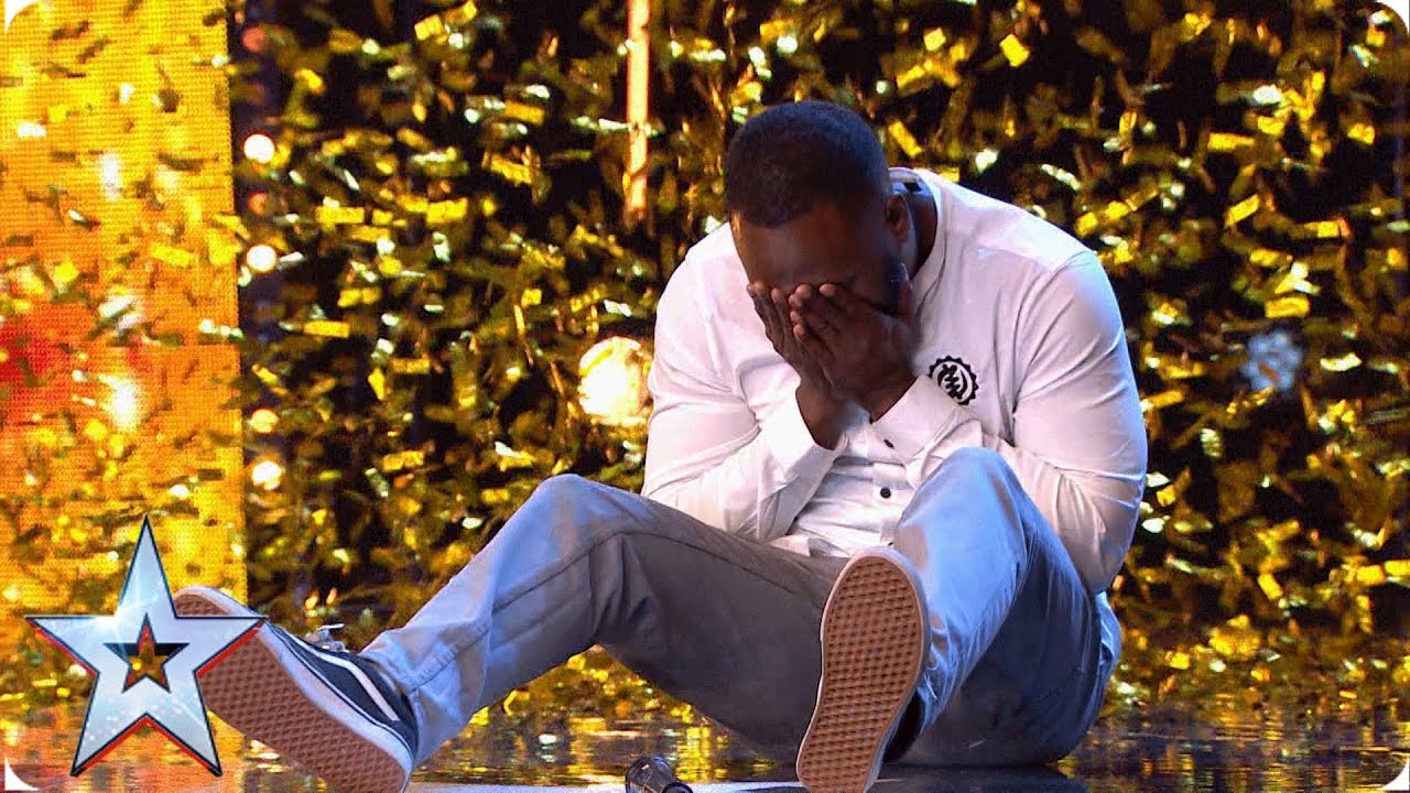 Комик Коджо получает ЗОЛОТУЮ КНОПКУ Саймона | Прослушивания | BGT 2019