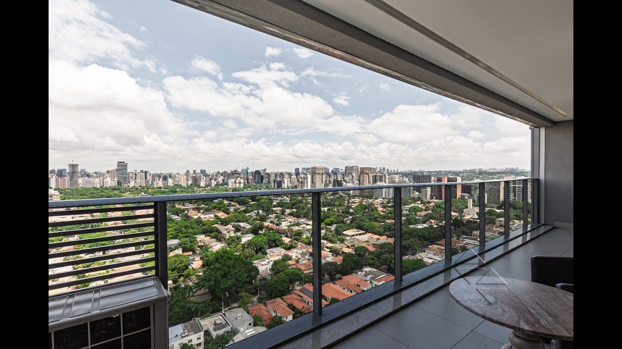 Apartamento 2  dormitórios e 2  vagas  em Pinheiros  Av Rebouças