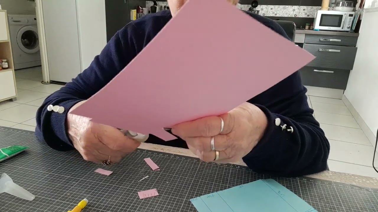 tuto bouteille de parfum 10/04/2023