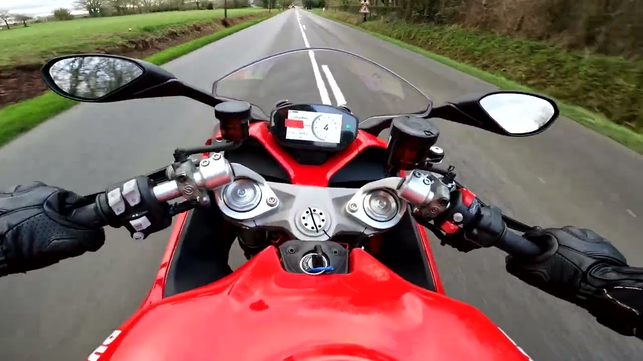 ducati supersport 950