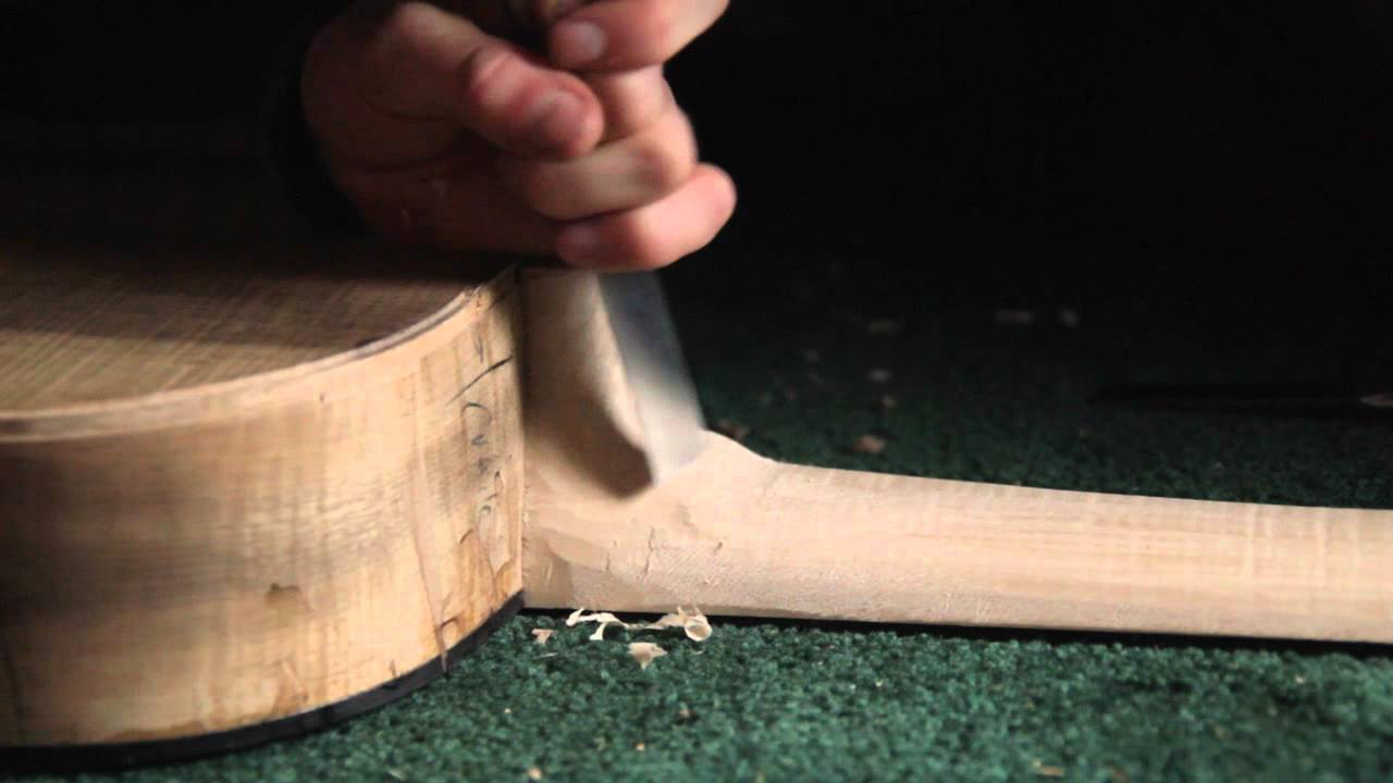 l'Art du Luthier -- Fabrication d'une Guitare Classique -- Paul Weaver -- LamareGuitars.com