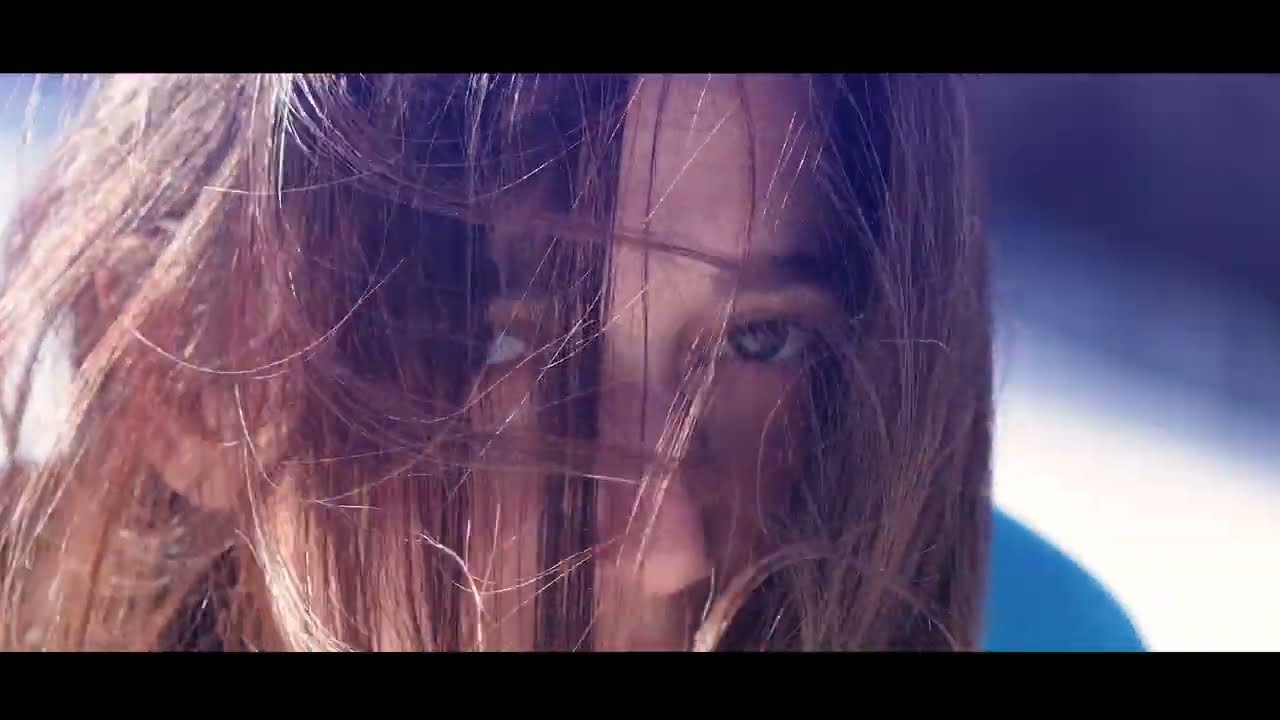 MARIA COMA - Crystalline