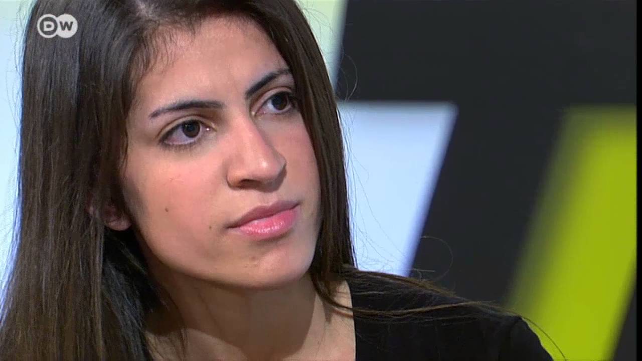 فتاة أيزيدية تروي كيف تم بيعها في سوق السبايا في الموصل | #‏شباب_توك‬