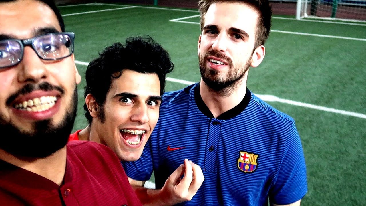 نيرو يتمصخر امام مدرب اسباني برشلوني 😢