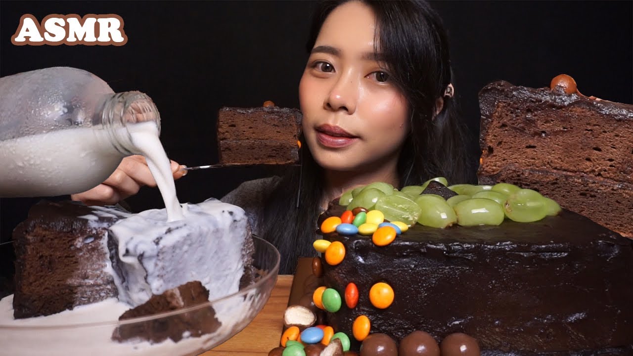 ASMR Classic Rich Chocolate Cake with MILK 🥛 | Eating Sounds
