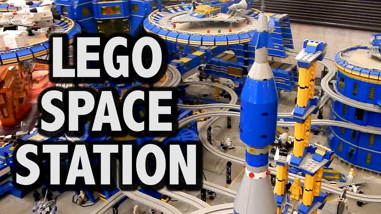 Huge LEGO Classic Space Station | Brickfete Toronto 2016