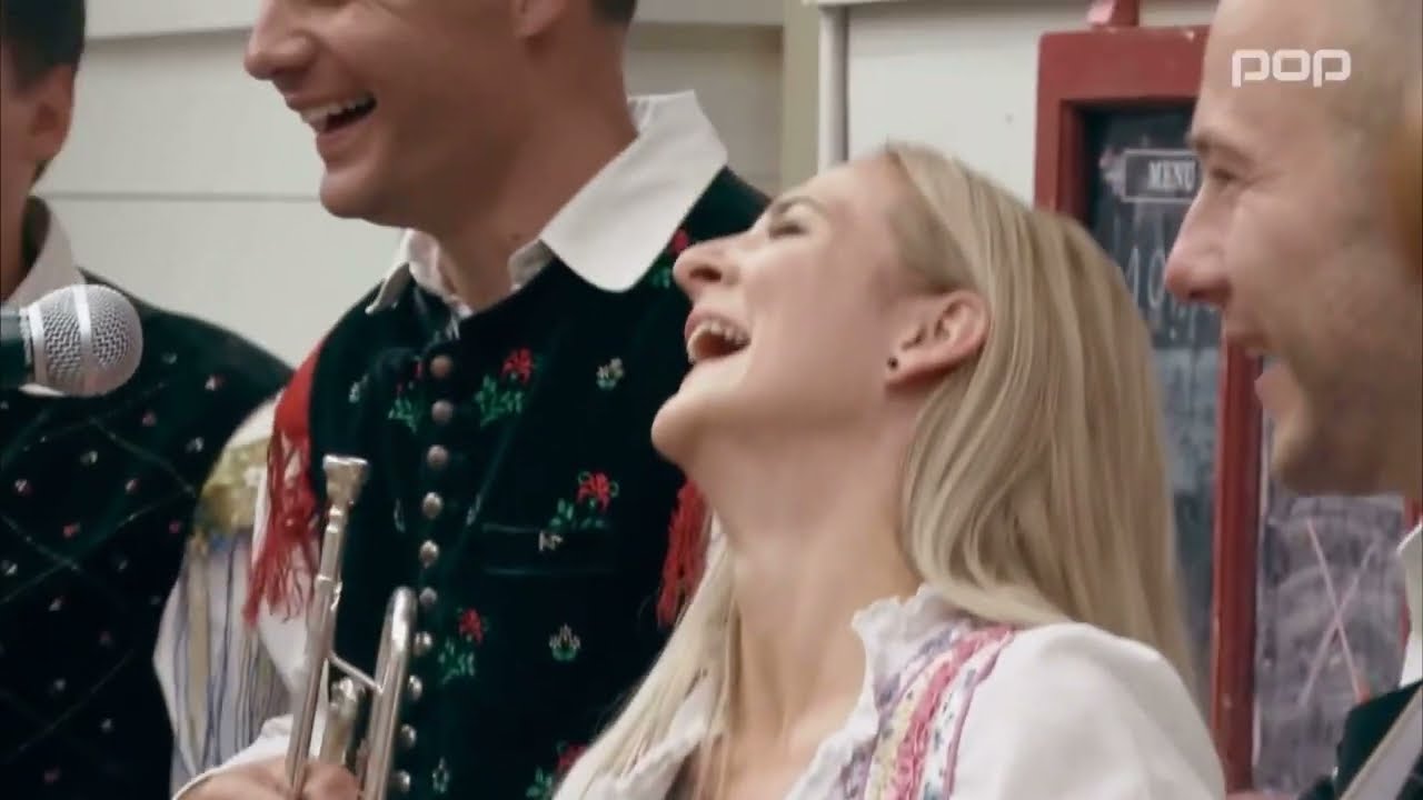 Ansambel Dolenjskih 5 - nastop v oddaji KMETIJA 2024