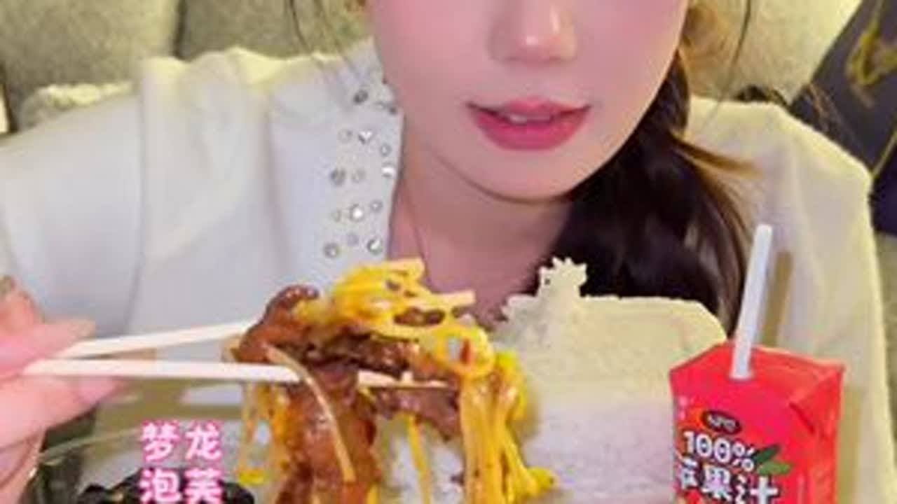来啦来啦，别催啦😂#外卖 #美食 #家常菜 #拒绝浪费  #吃饭