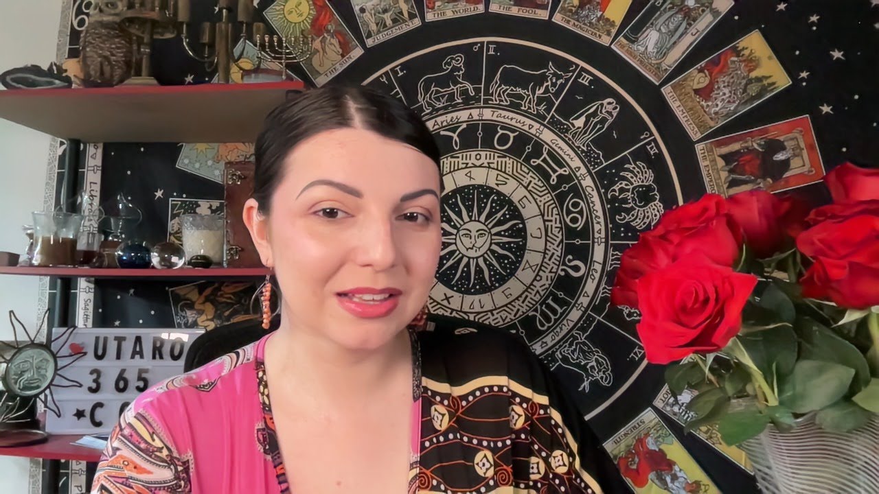 Что у него в голове и что на сердце. Таро Юлия Петрова Прямой Эфир