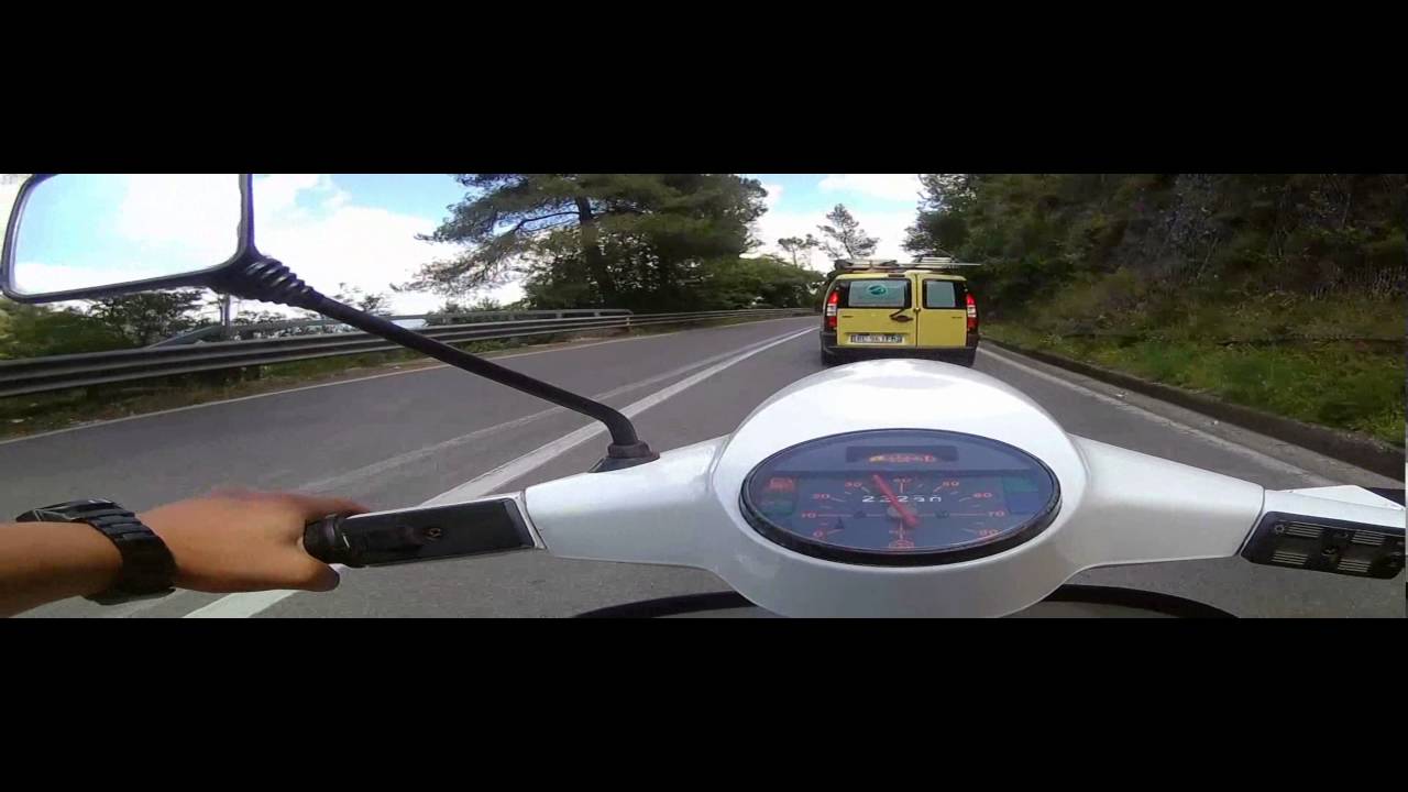 Travel in Narni / Vespa pk 50 XL