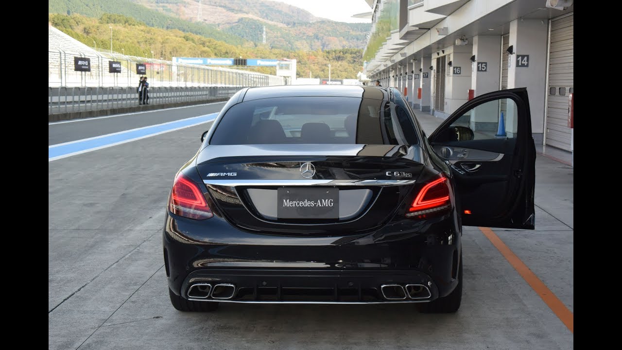 モンスターセダンAMG C63S @ 富士スピードウエイ