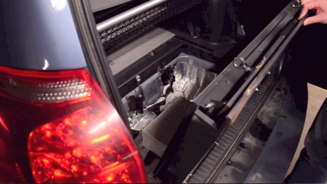 Police find ingenious secret compartment mod in Toyota SUV
