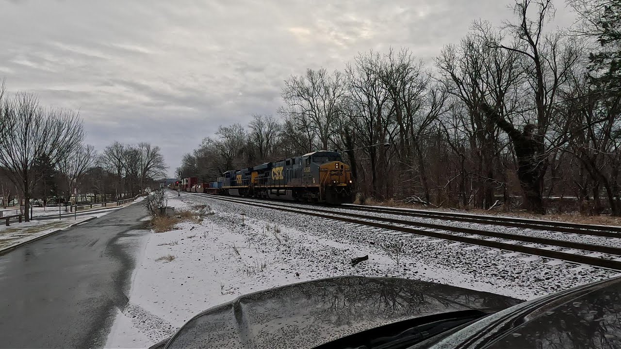 CSX trains and railfanning at point of rocks!